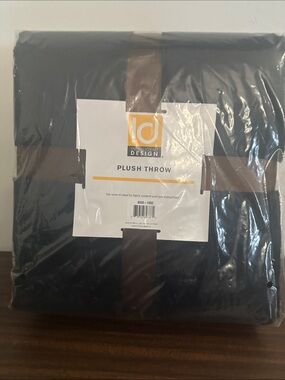 Intelligent Design Plush Throw Blanket - Black